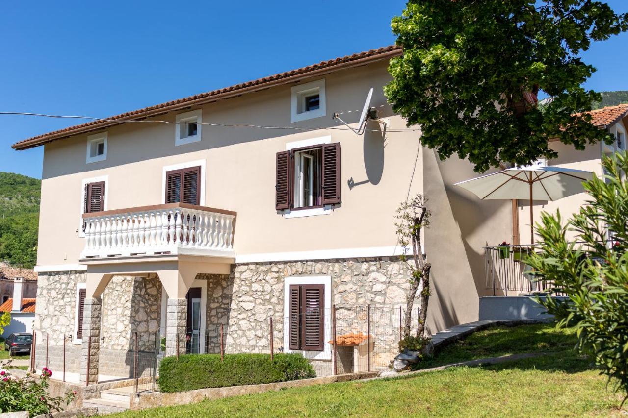 Apartman Danijela Zagorje Esterno foto